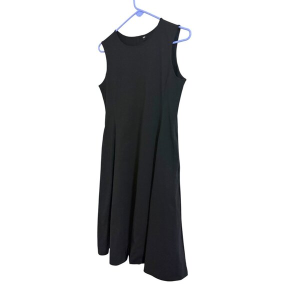 NWOT Uniqlo Extra Stretch Airism Sleeveless Dress - Picture 3 of 6